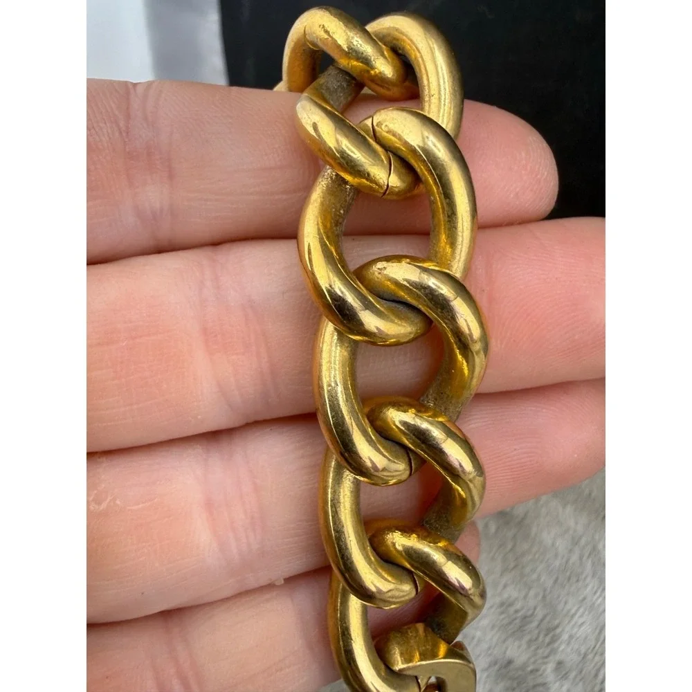 Vintage Trifari Women's Watch Gold Tone Chain Band Untested 6.5